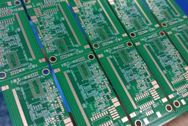 PCB电路板激光打标加工 - 高精度线路板标识方案