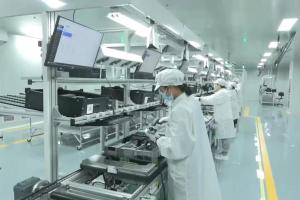 HNB加热不燃烧烟弹在线激光打孔方案